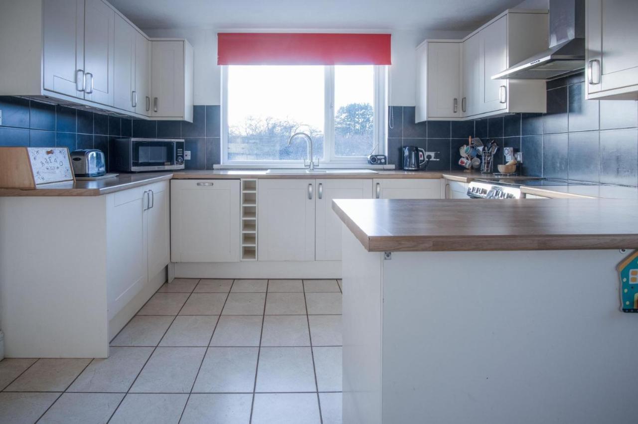 Maytree Cottage - 4 Bedroom Holiday Home - Tenby Exteriér fotografie